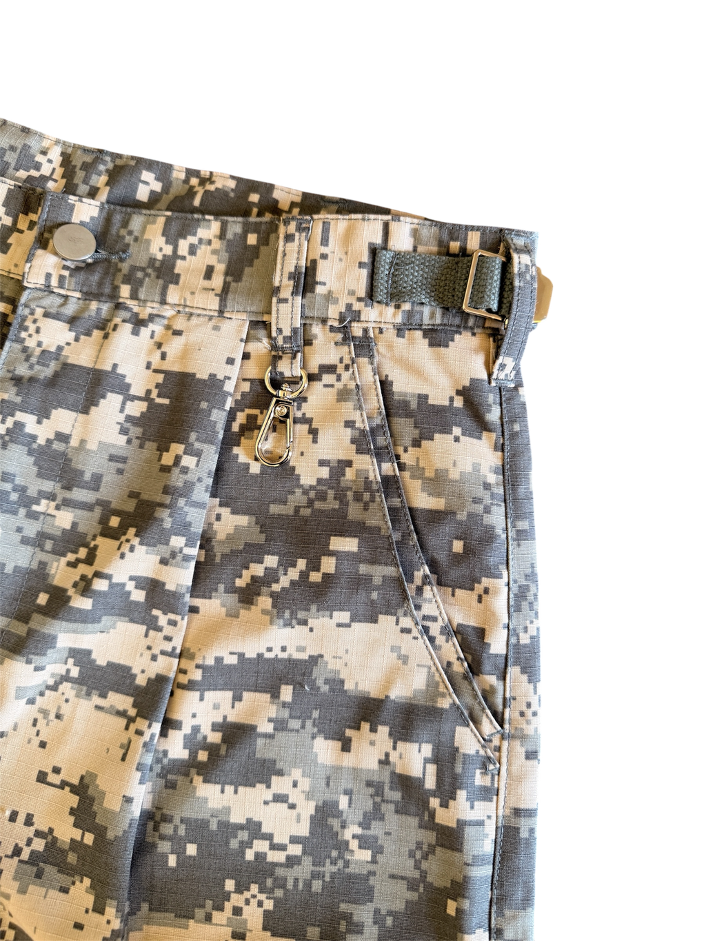 LYPSO DIGITAL CONVERTIBLE CARGOS